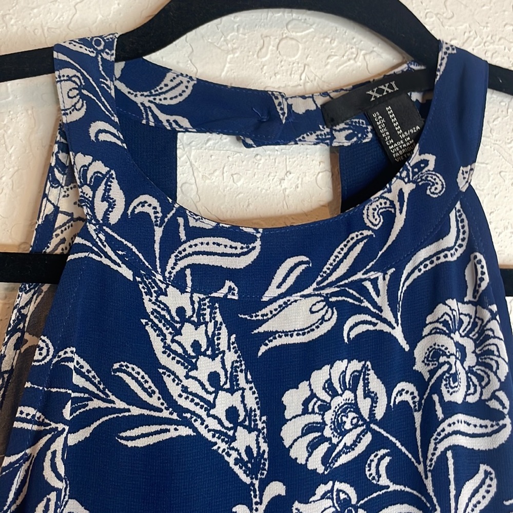 Romper - Picture 4 of 4